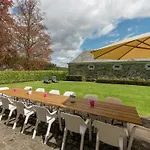 Le Hameau Du Chateau Elegance And Serenity Feriehus