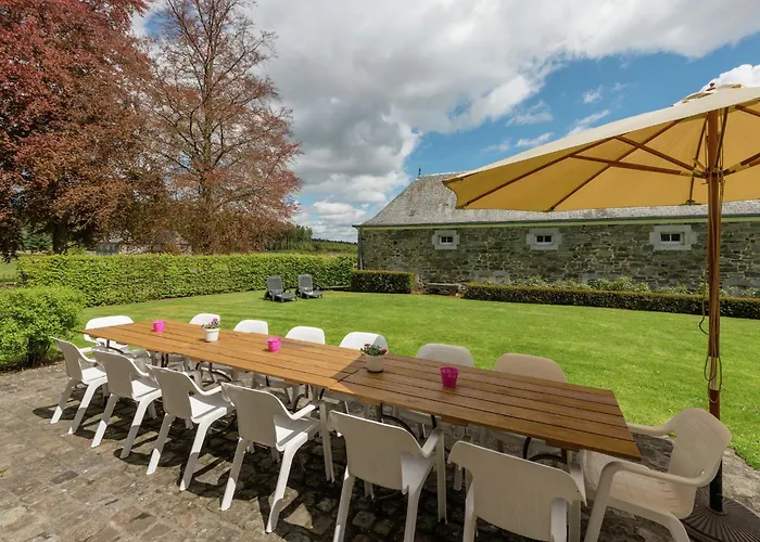 Le Hameau Du Chateau Elegance And Serenity Tatil Evi