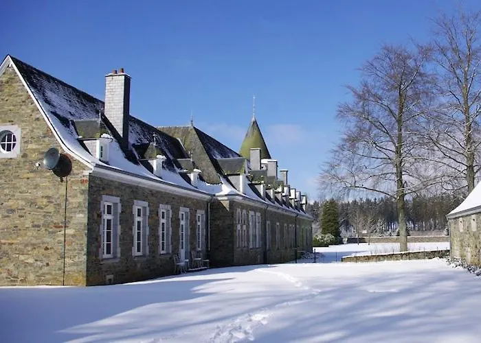 Le Hameau Du Chateau Elegance And Serenity Tatil Evi Libin