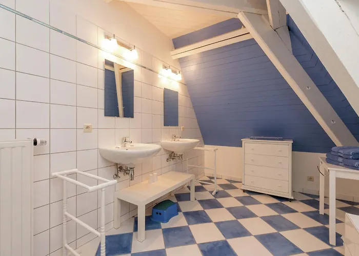 Le Hameau Du Chateau Elegance And Serenity Tatil Evi Libin