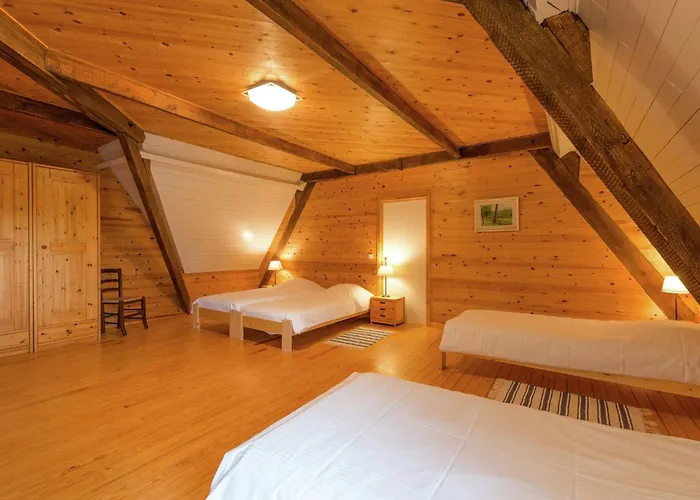 Le Hameau Du Chateau Elegance And Serenity Tatil Evi